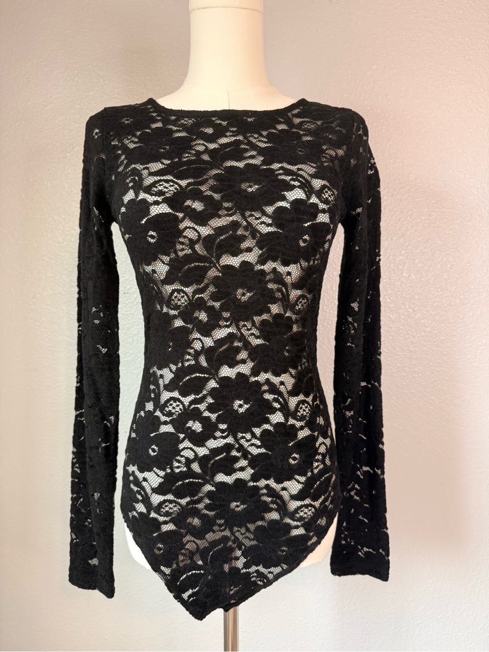 American Eagle Black Floral Lace Long Sleeve Bodysuit Medium NWT Sheer